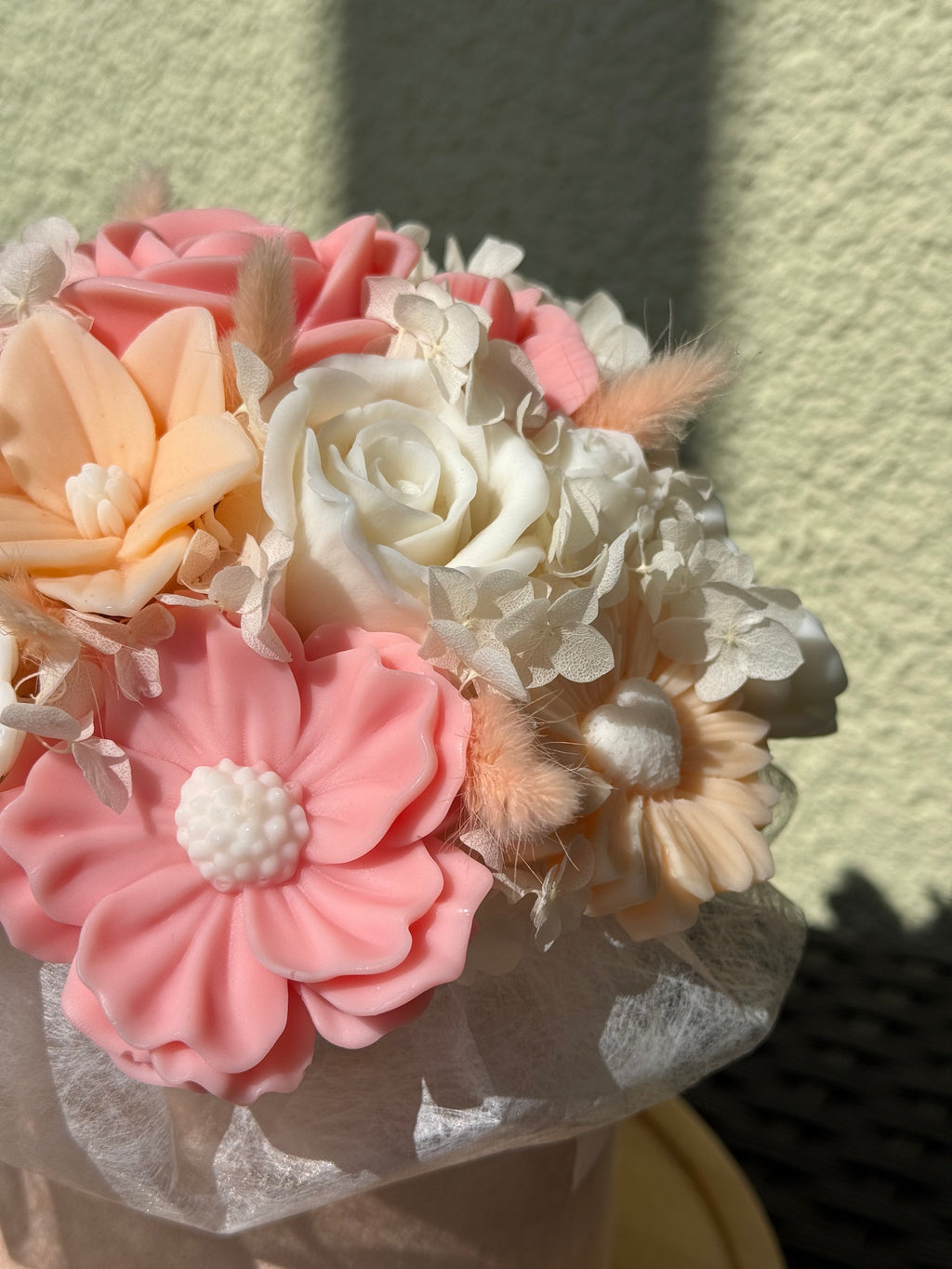 Wachsblumenstrauß Samt „Velvet Apricot“