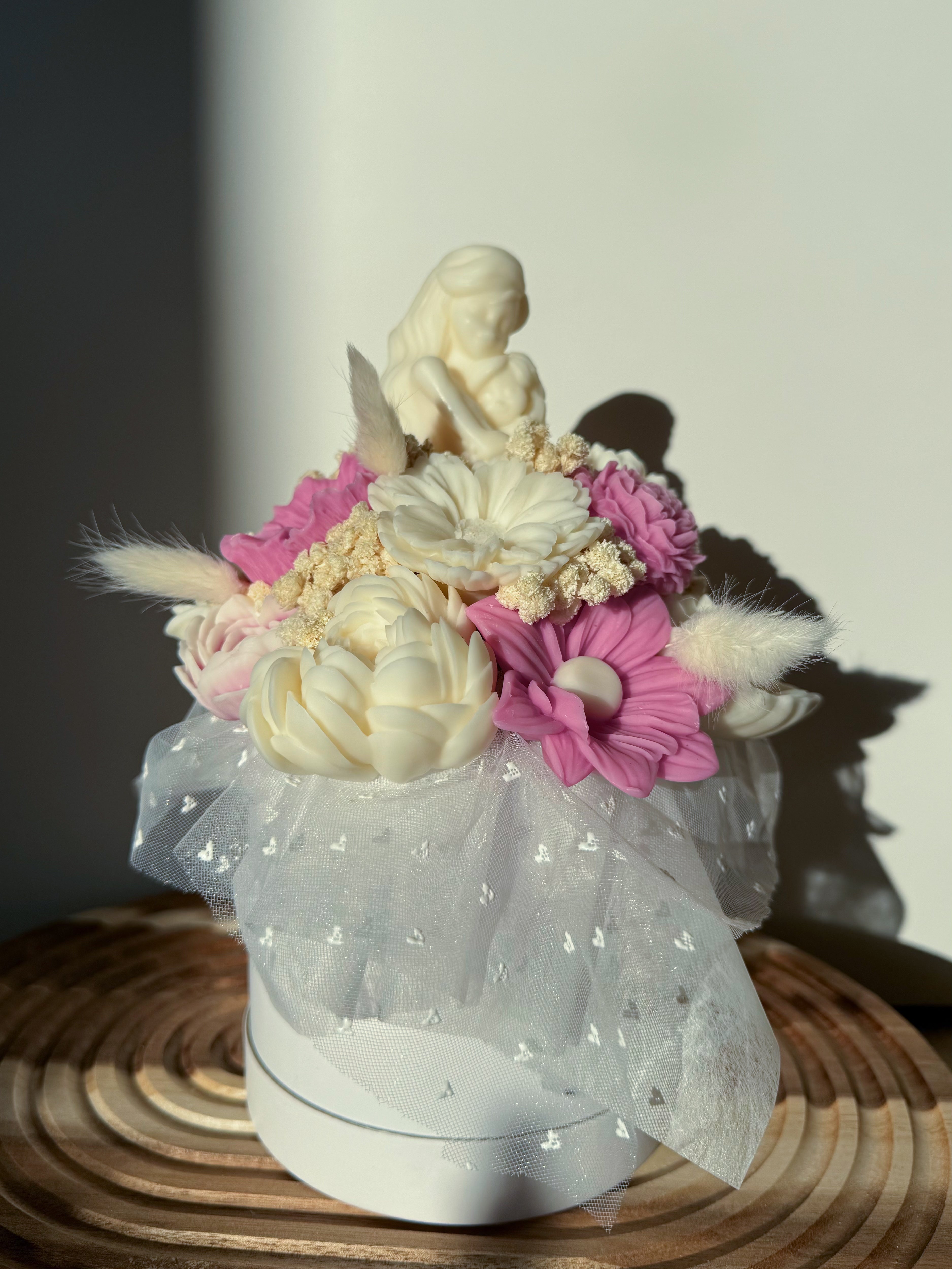 Wachsblumenstrauß „Mom Bloom“