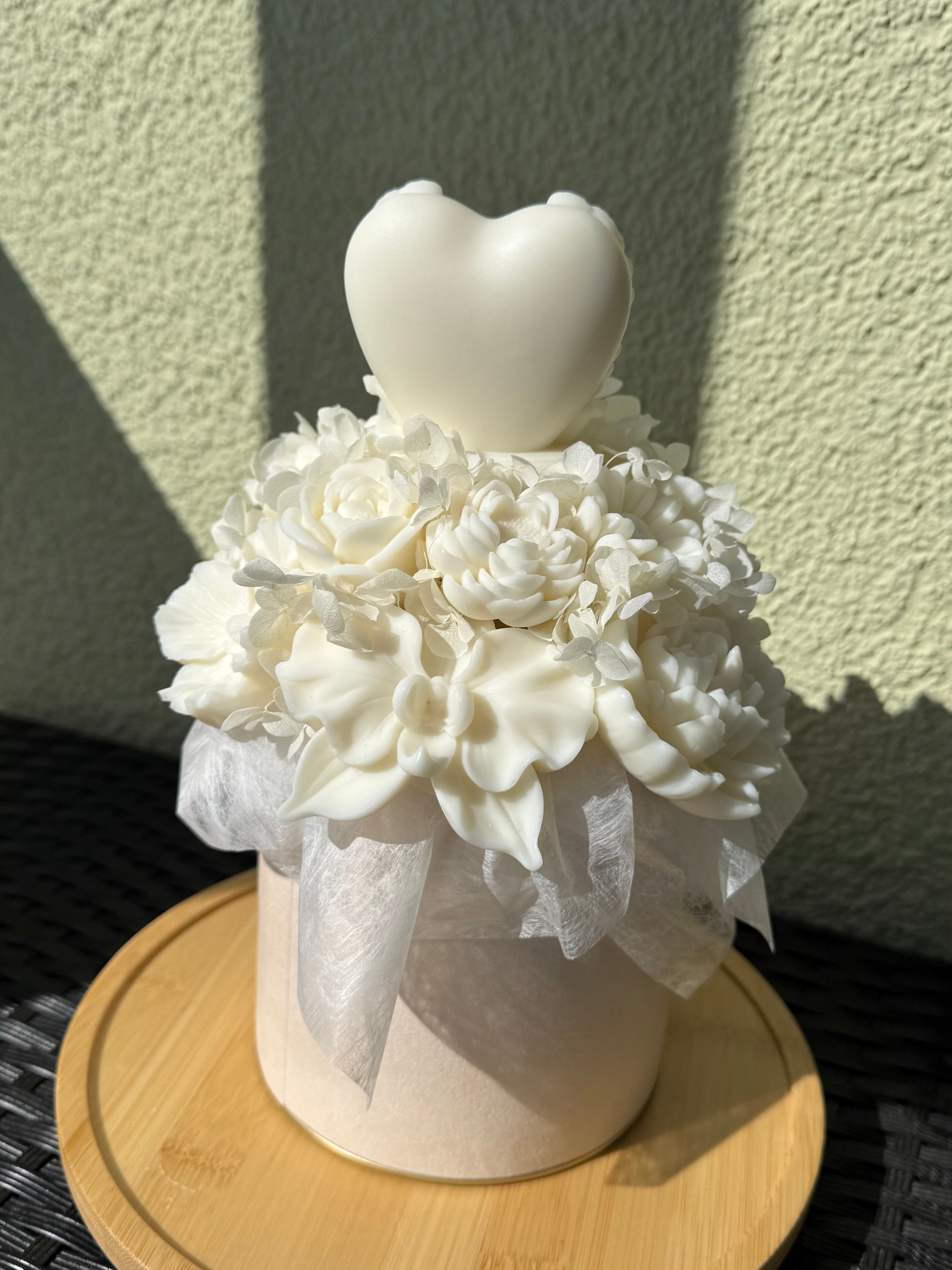 Wachsblumenstrauß Samt „Velvet Wedding“