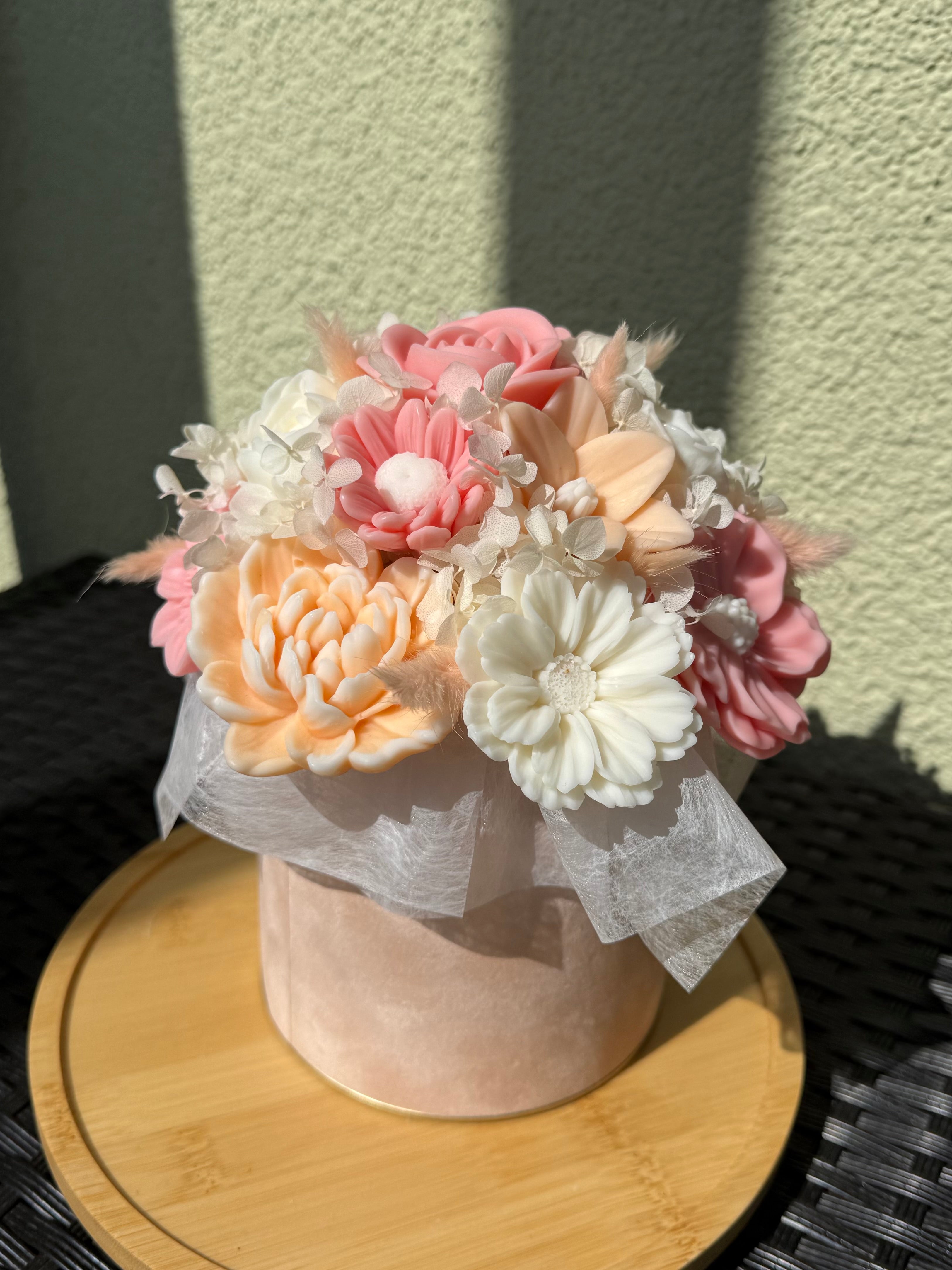 Wachsblumenstrauß Samt „Velvet Apricot“