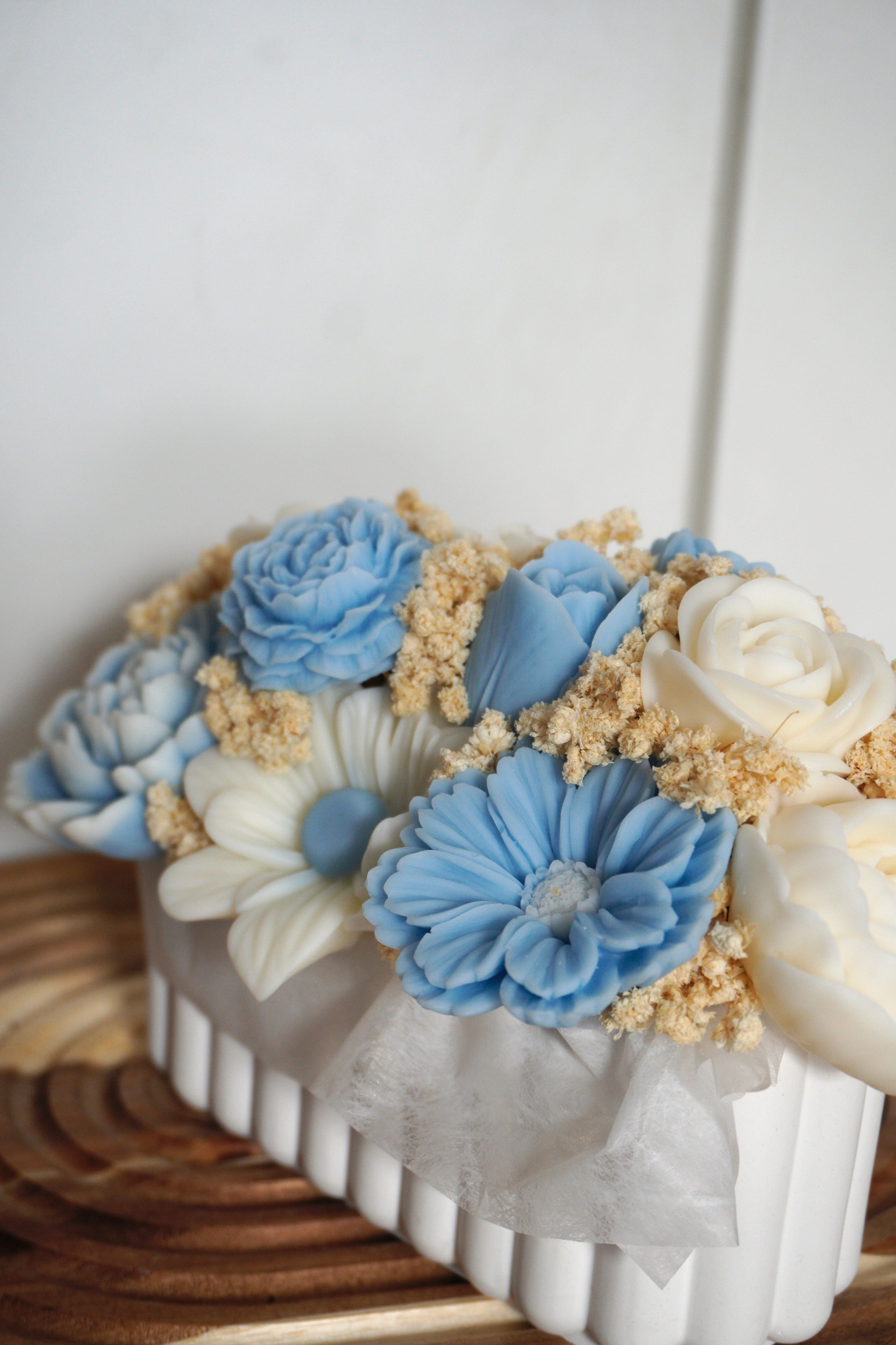 Wachsblumenstrauß „Aura“